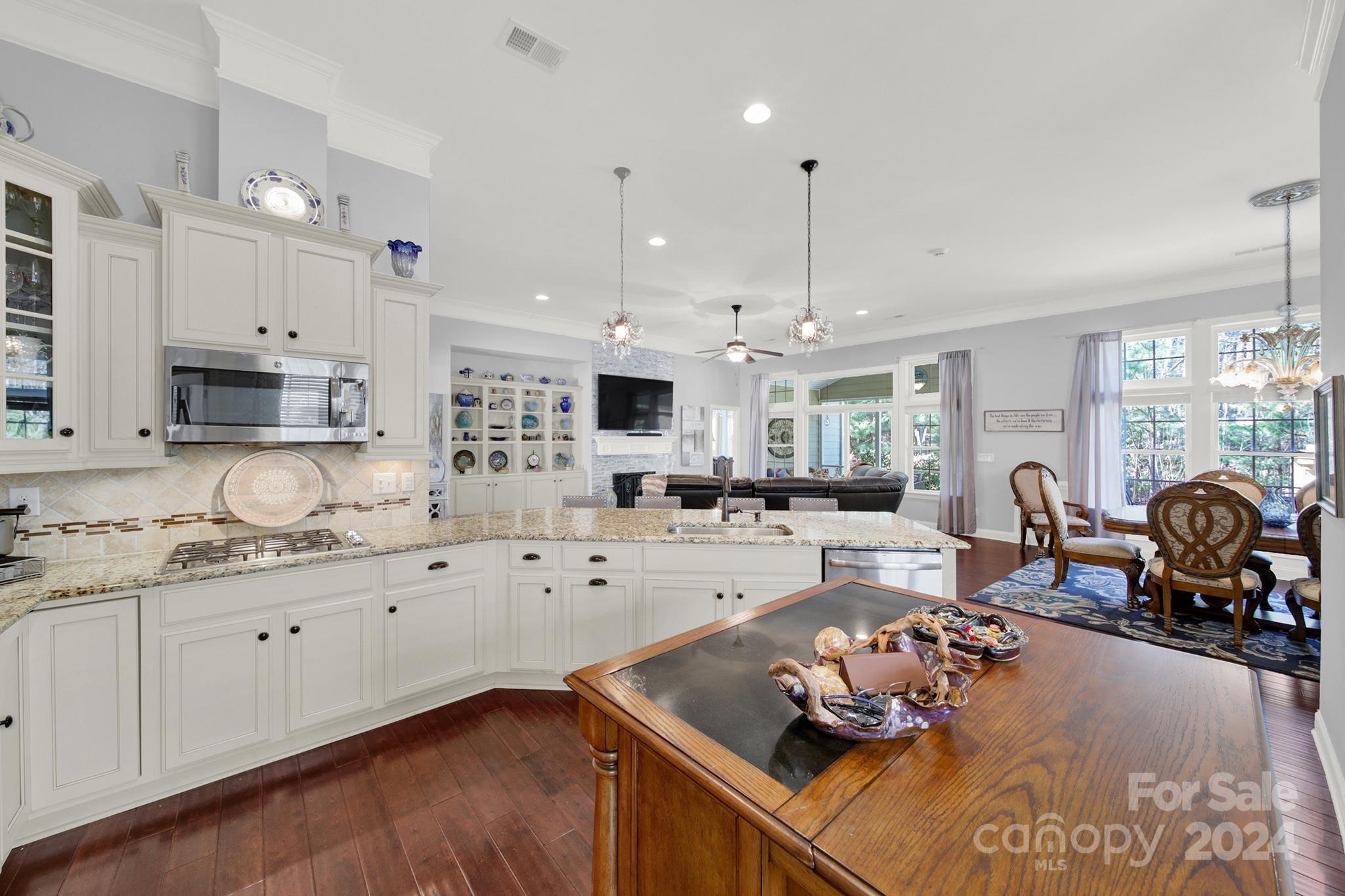 Lake Ridge - Residential