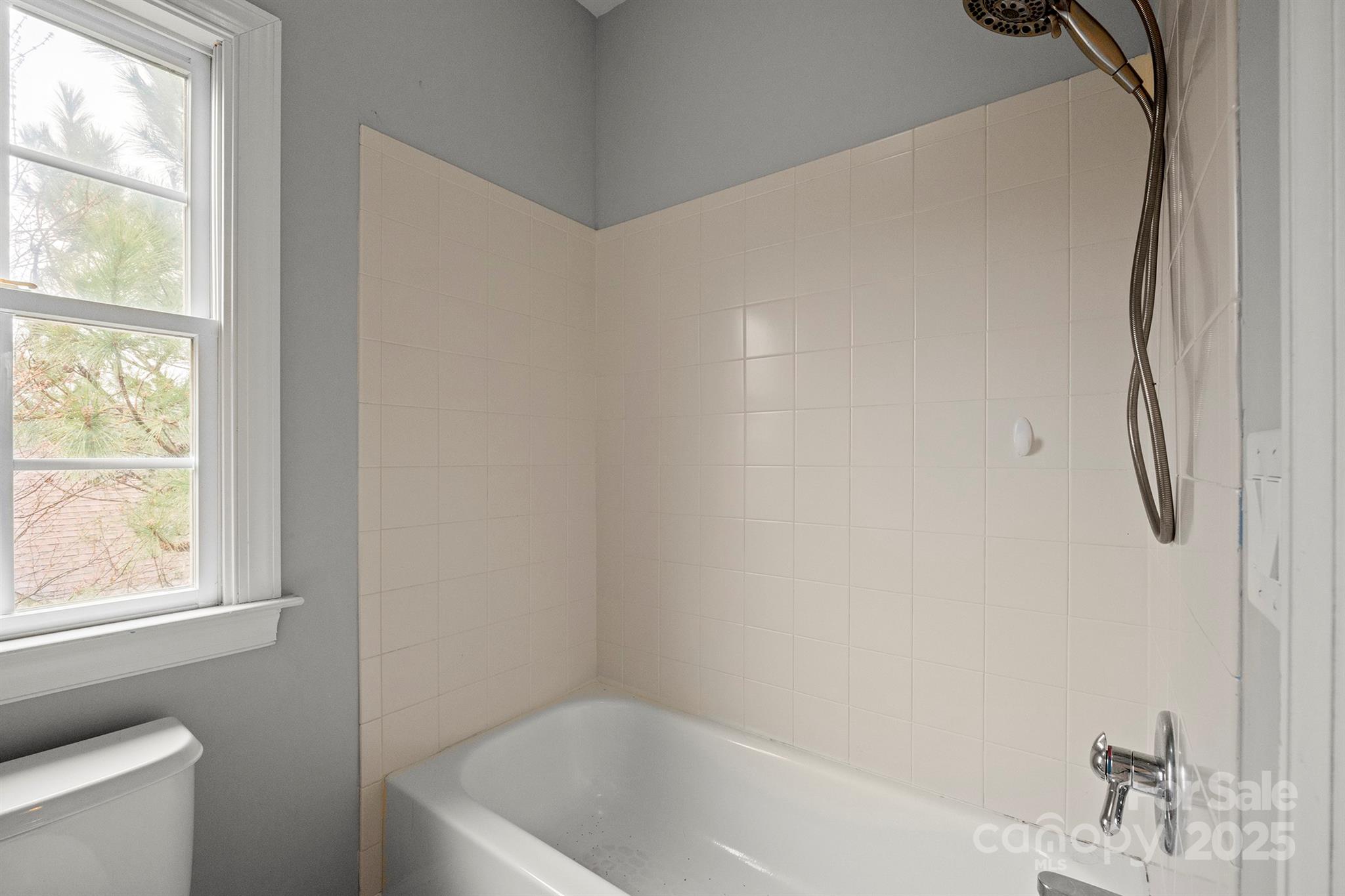 Lake Shore - Residential