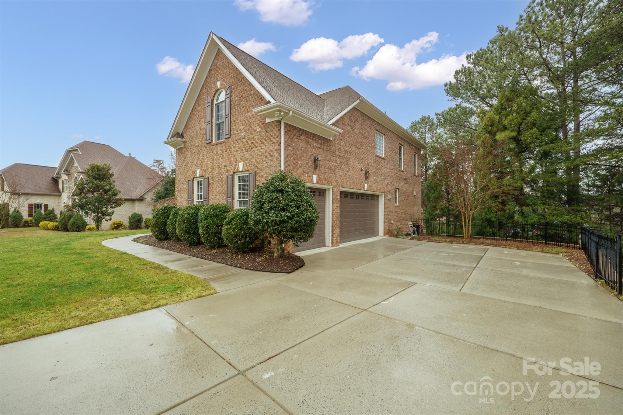 722 Fairway Point Drive