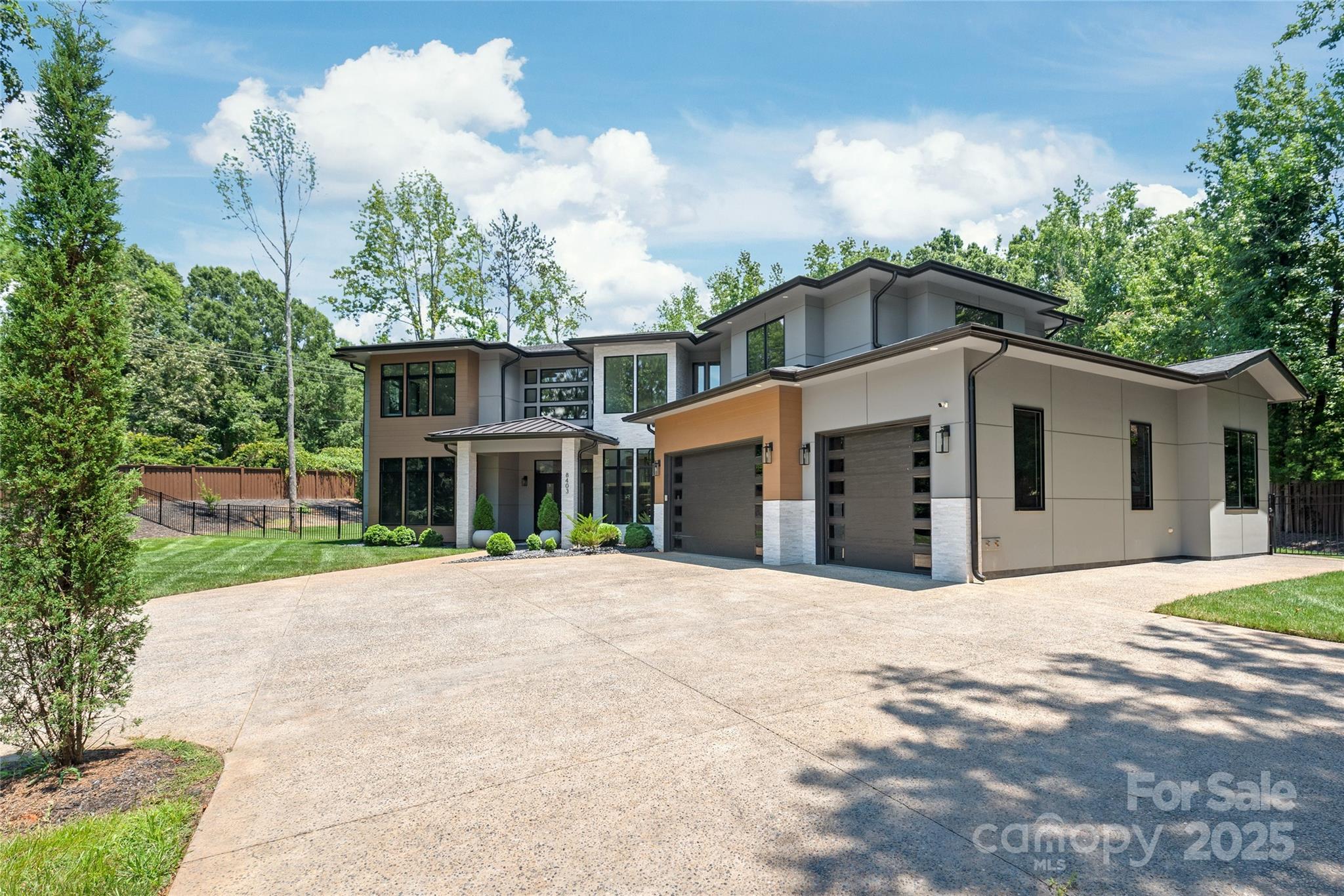 8403 Sarsfield Court