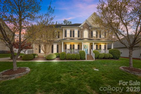 Photo of 6733 Heritage Orchard Way, Huntersville, NC 28078 (MLS # 4359401)
