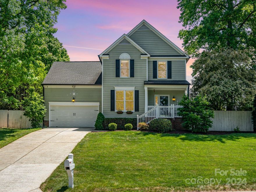 FANTASTIC location nestled within the charming Stratford Forest subdivision within minutes to Rt 77, 16 miles to Uptown Charlotte and 3 miles to Lake Norman access parks! Lovely distribution with designer wallpaper in the dining room, beautiful white kitchen with a pantry closet. Primary bedroom features an en suite bathroom with a garden tub and walk in closet. Large loft/bonus room area, laundry room and spacious bedrooms complete this highly desirable floorplan. Relax in the sunroom and enjoy your private backyard, it's an entertainers dream! This home is meticulously maintained and it shows! Hardwood flooring on the main level, new carpet and manufactured wood on second level, plus the home has been freshly painted in a neutral color. Community features a pool, tennis court, playground and walking trails for evening strolls. You will be impressed! This home's location is perfect to enjoy a short commute, visits to Lake Norman and it's perfect to enjoy our North Carolina weather!