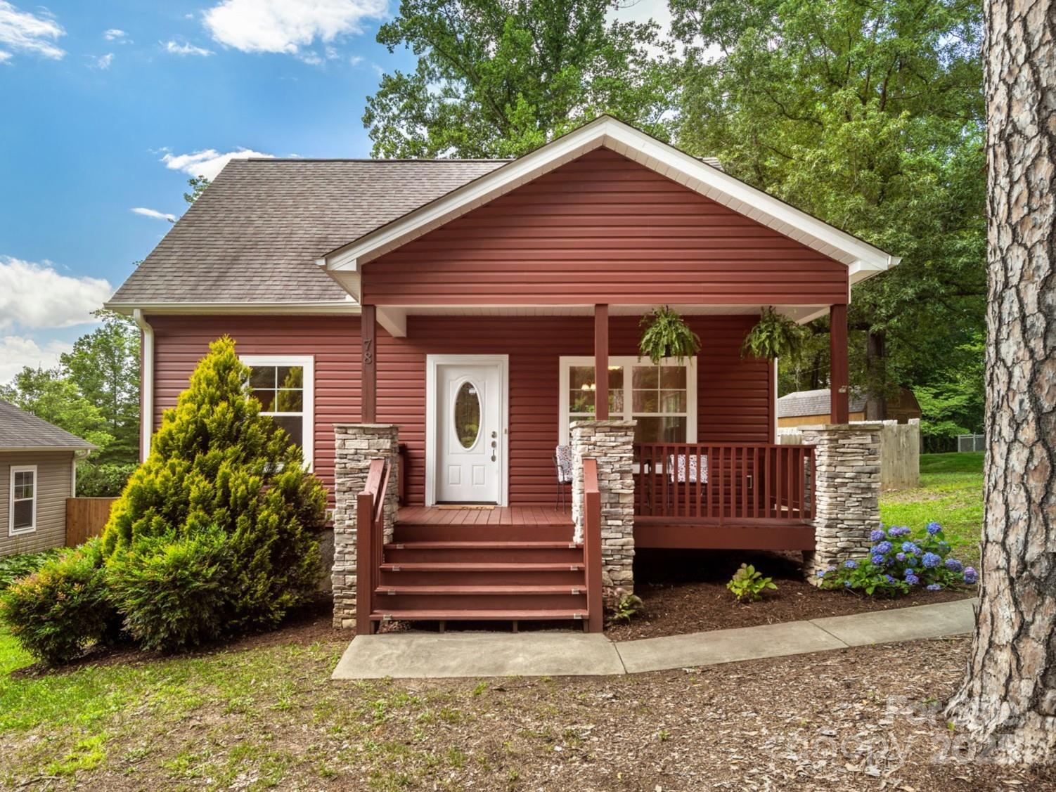 78 W Chapel Road