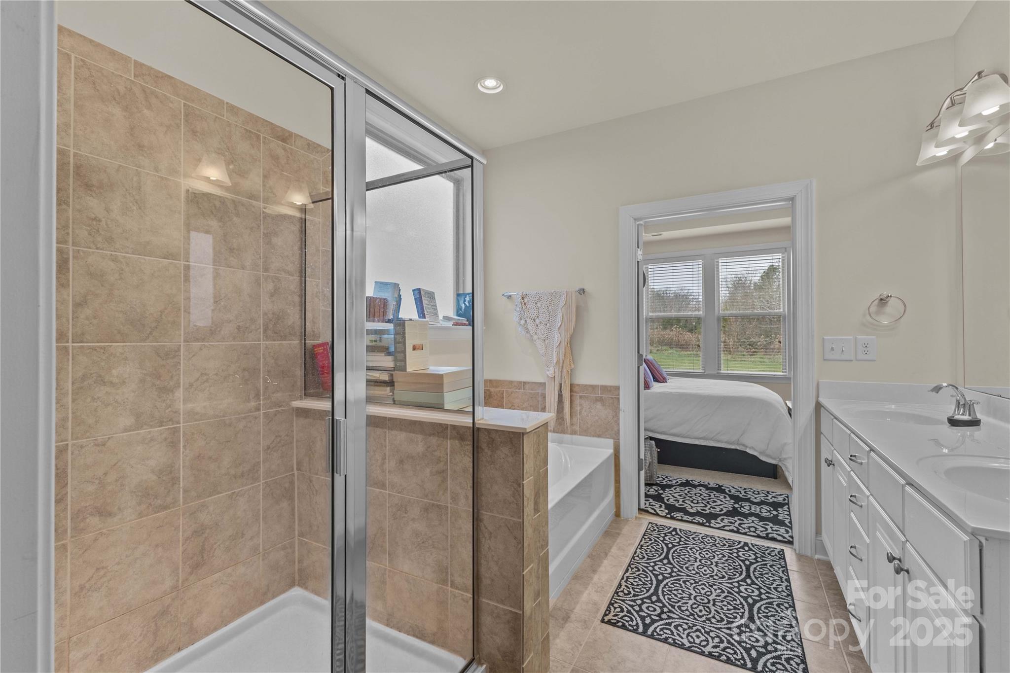 Johnson Manor - Residential