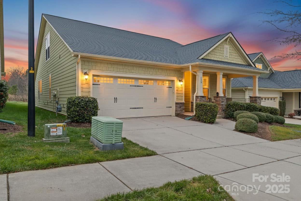 Johnson Manor - Residential