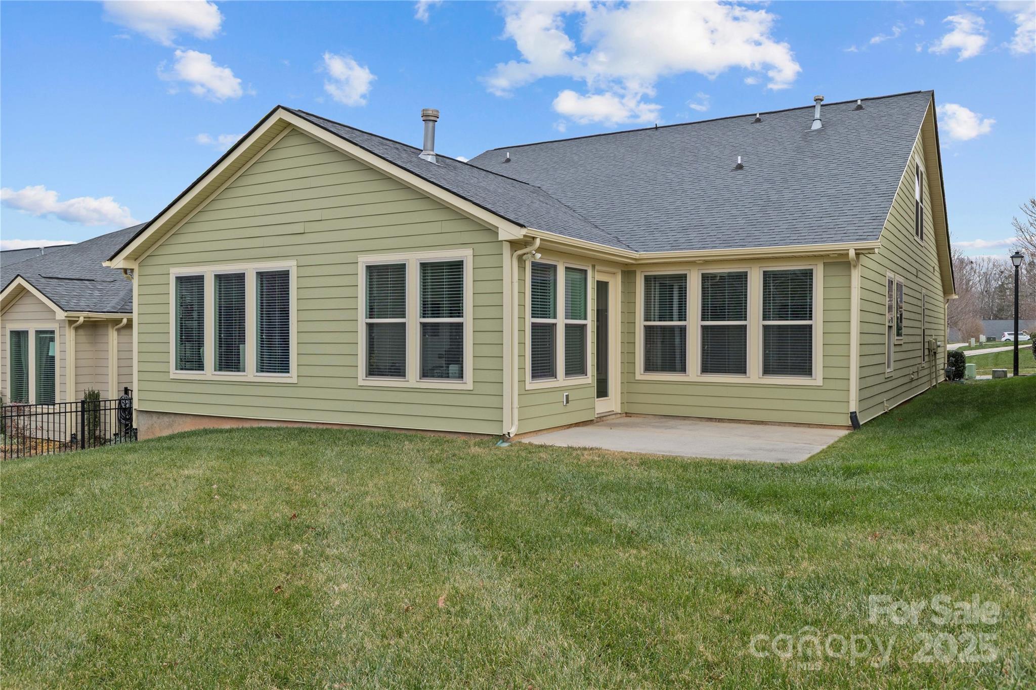 129 Johnson Manor Street