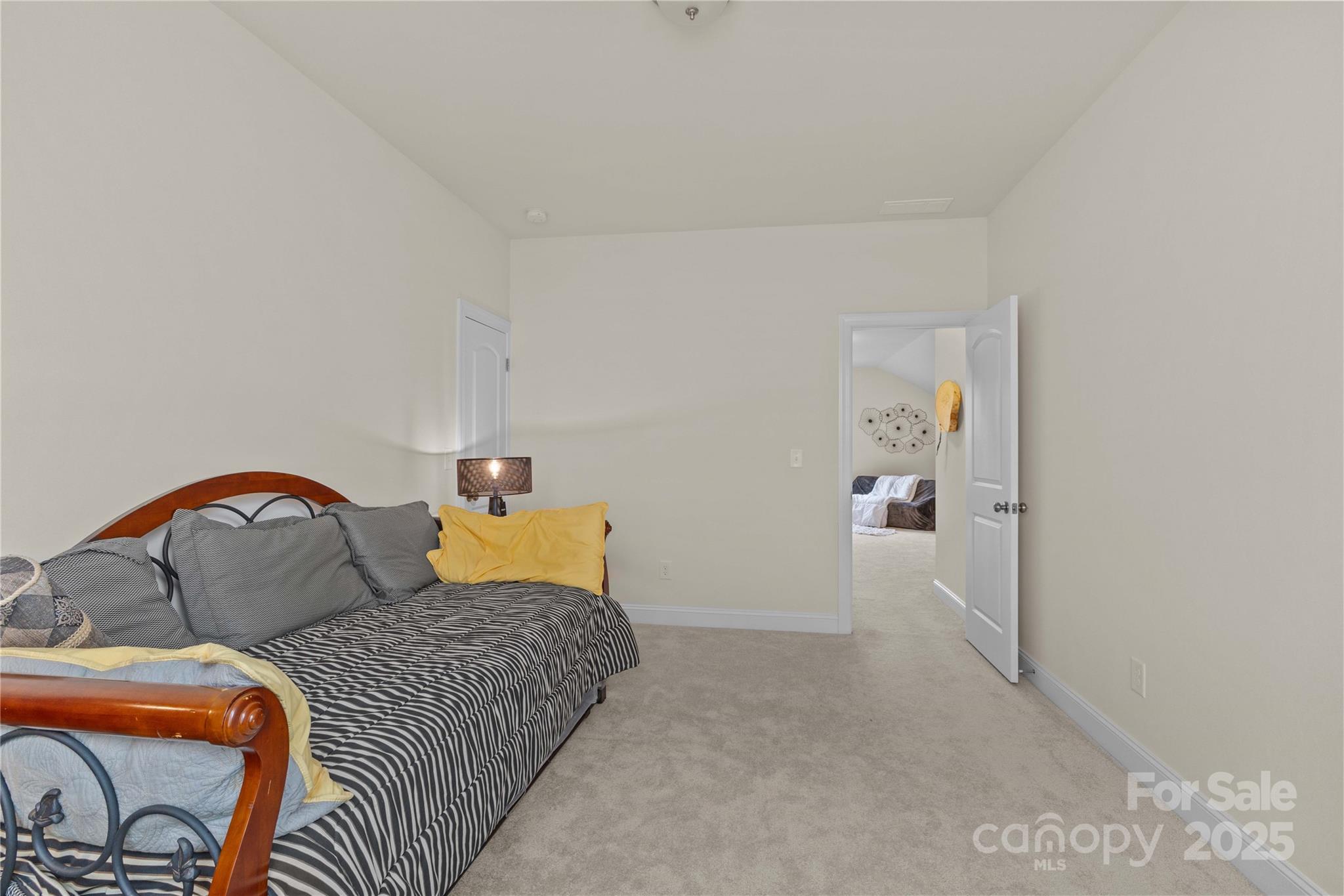 Johnson Manor - Residential