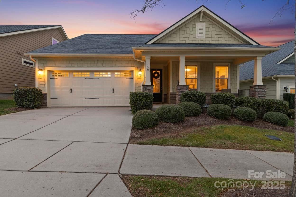 Johnson Manor - Residential