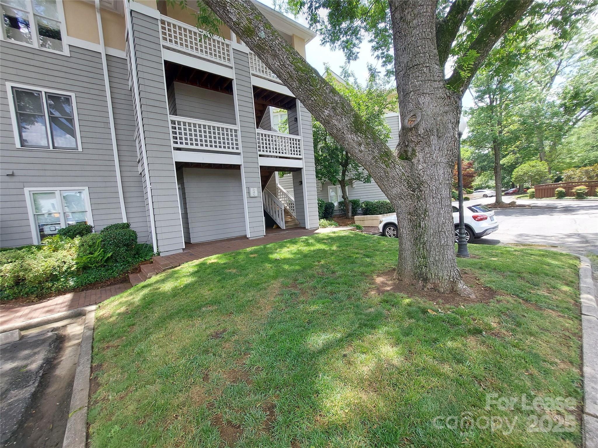 Myers Park - Residential Lease