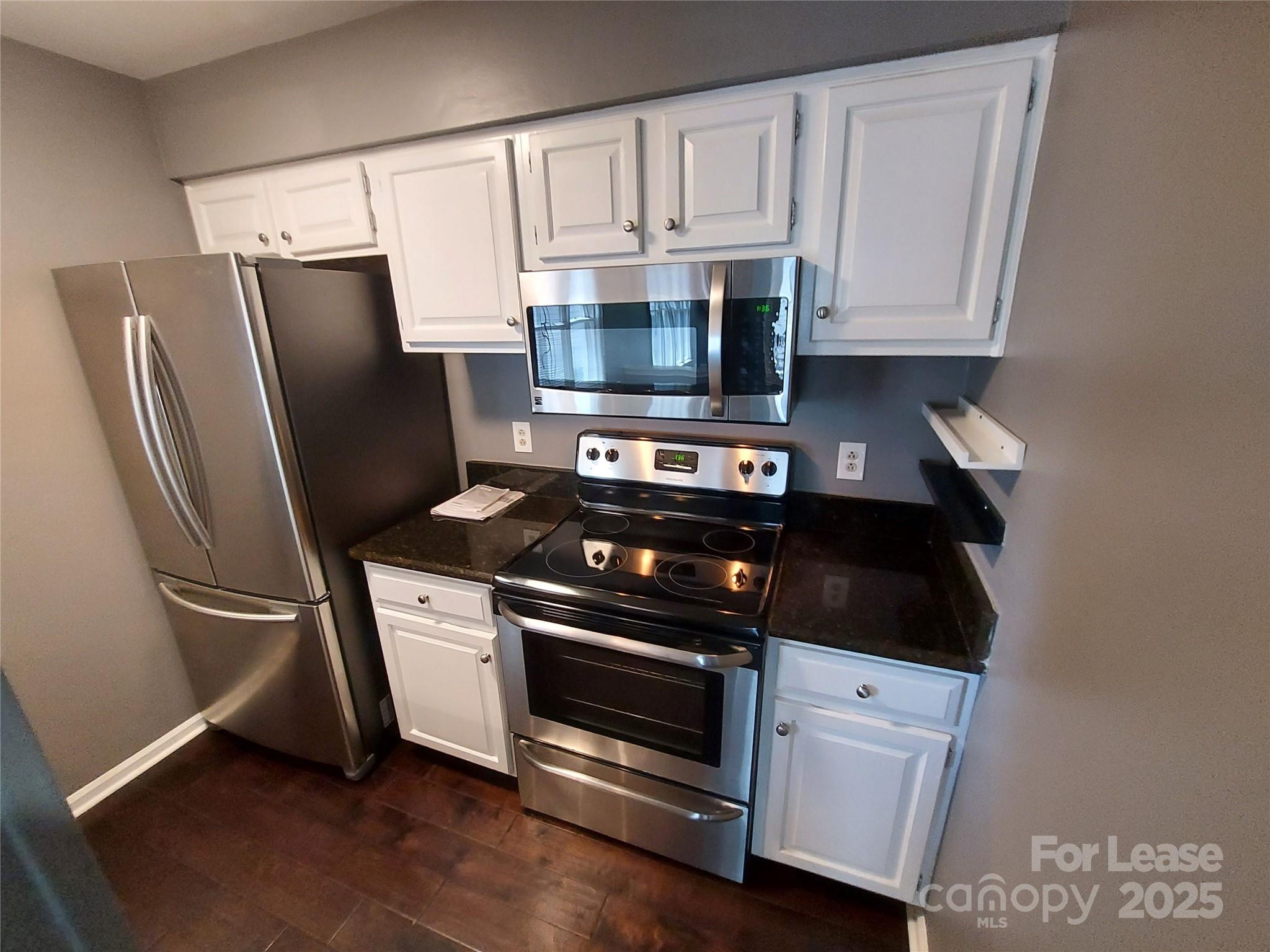 Myers Park - Residential Lease