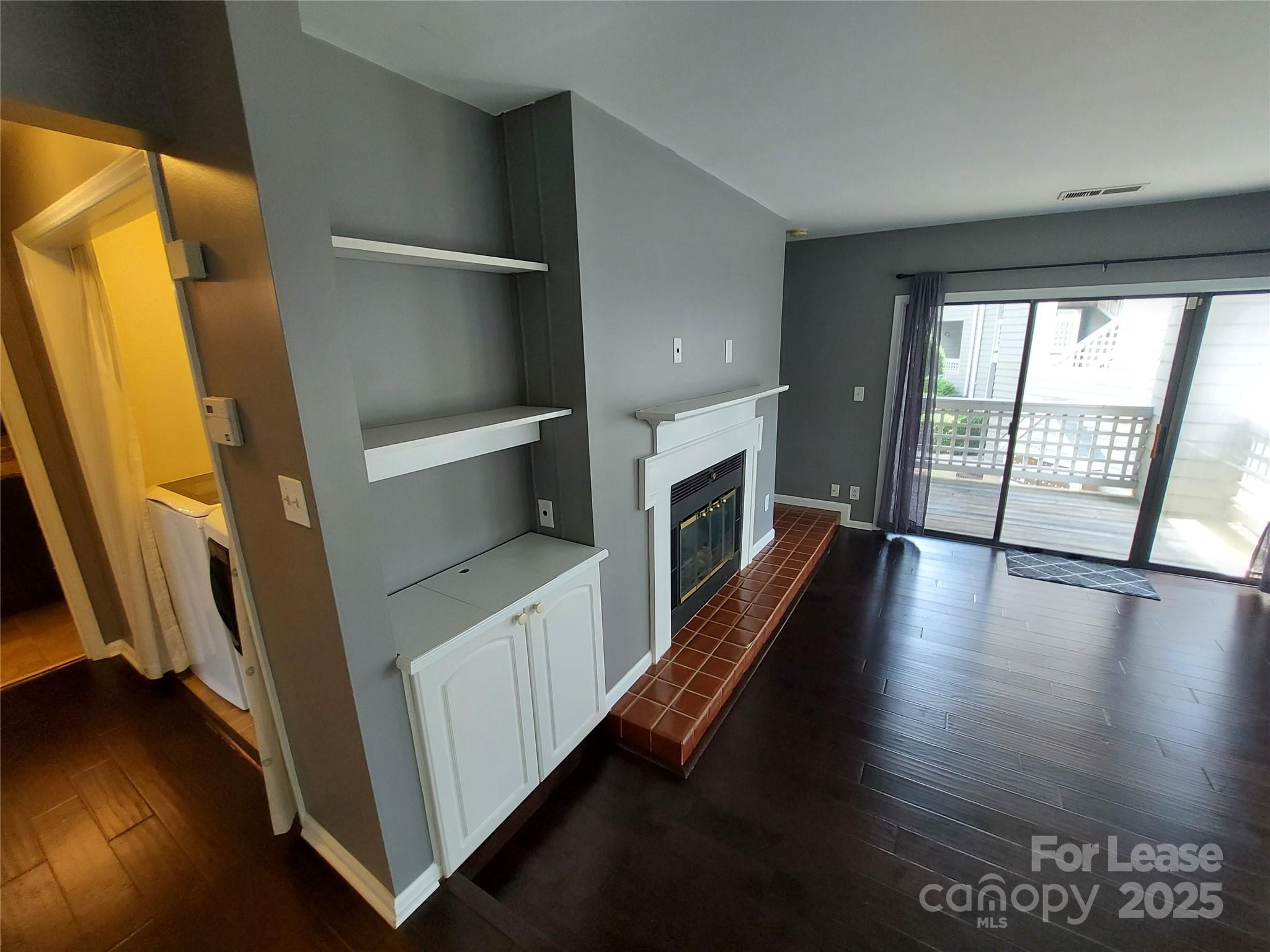 Myers Park - Residential Lease