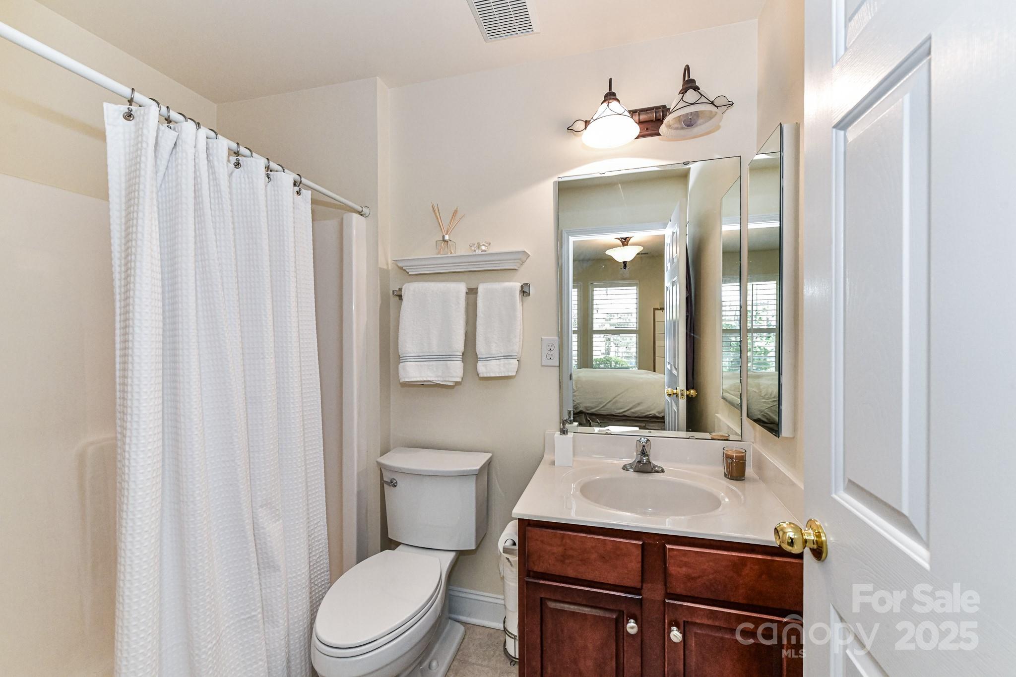 Lake Norman Cove at Jetton - Residential