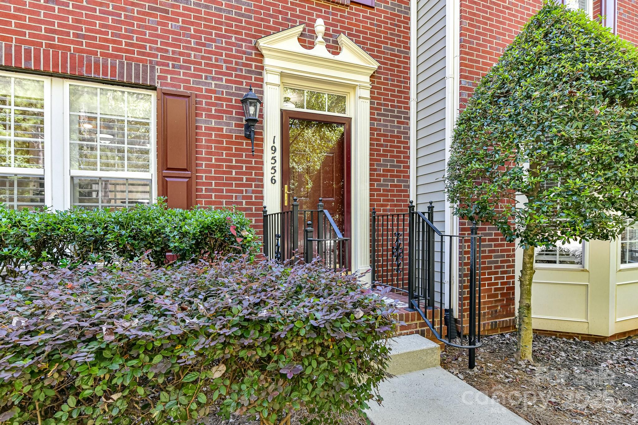 Lake Norman Cove at Jetton - Residential