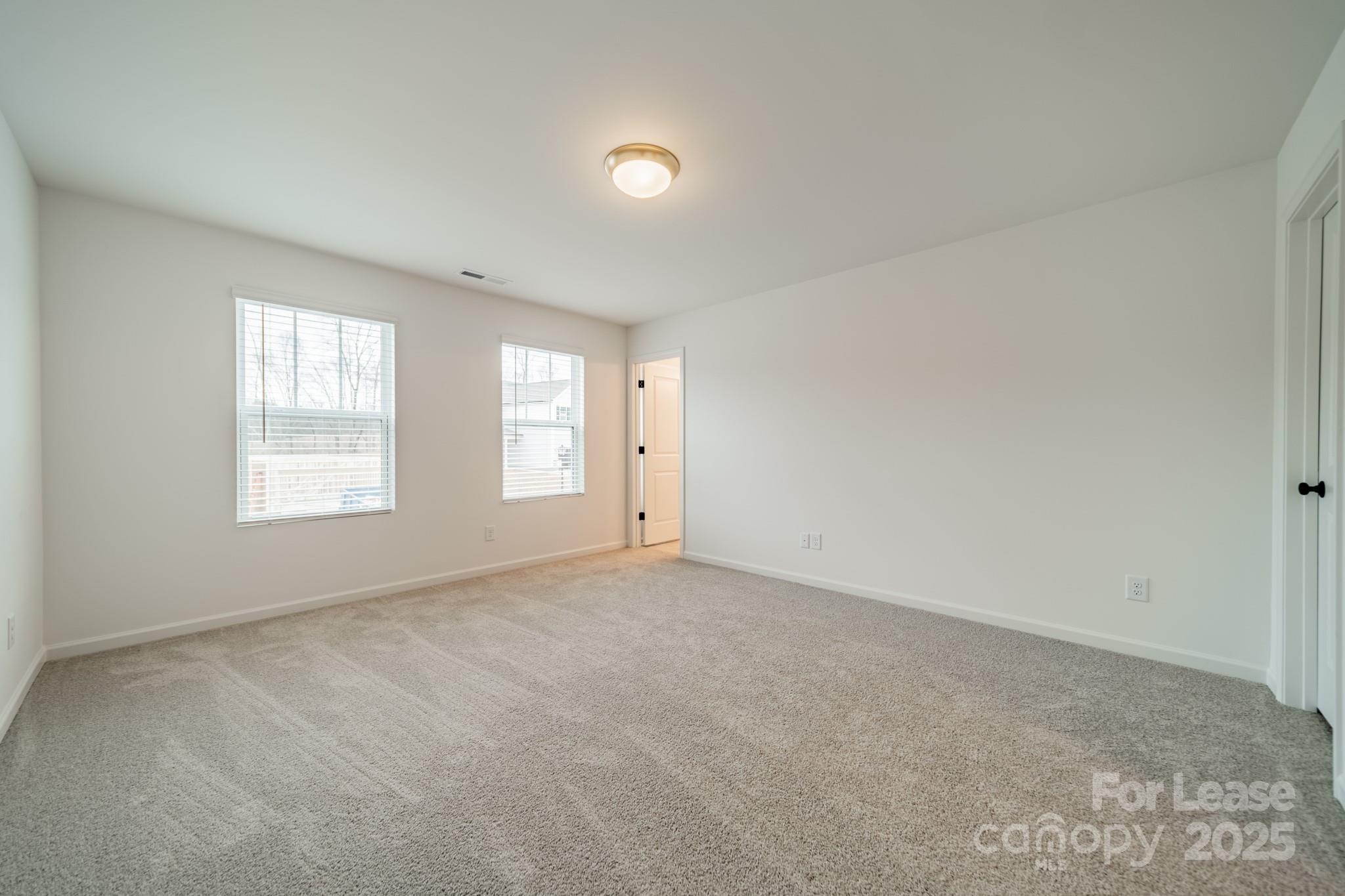 Lowell Woods - Residential Lease