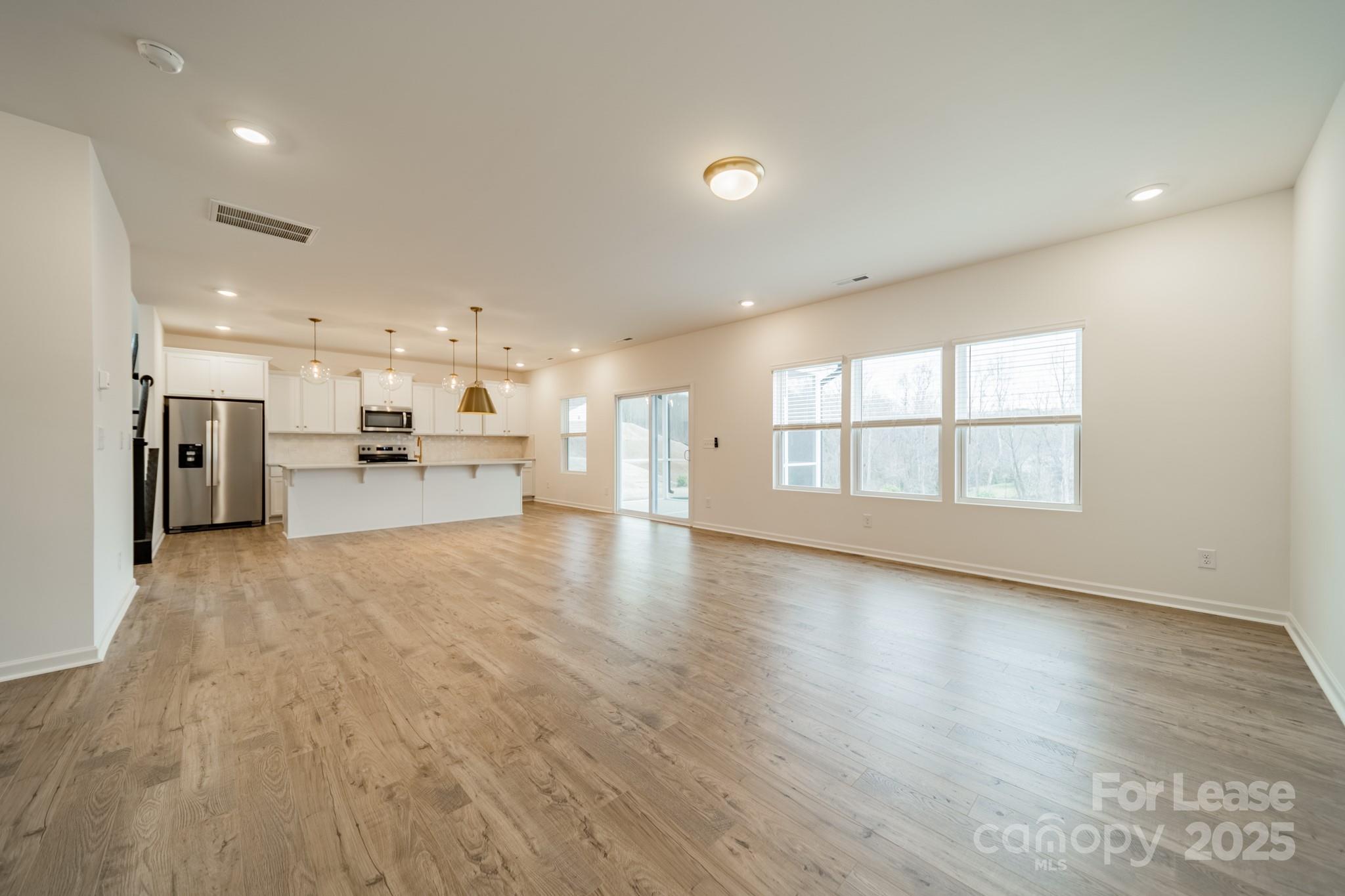 Lowell Woods - Residential Lease