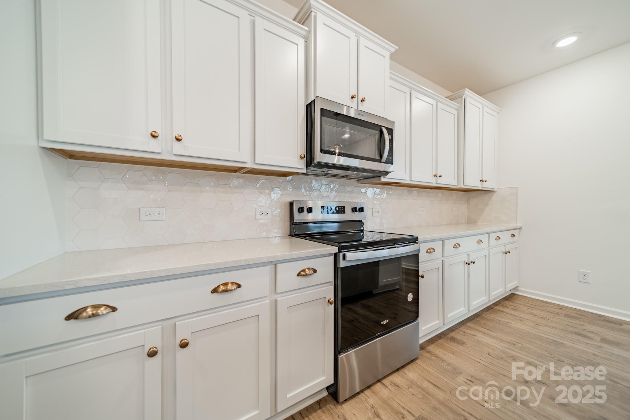 Lowell Woods - Residential Lease