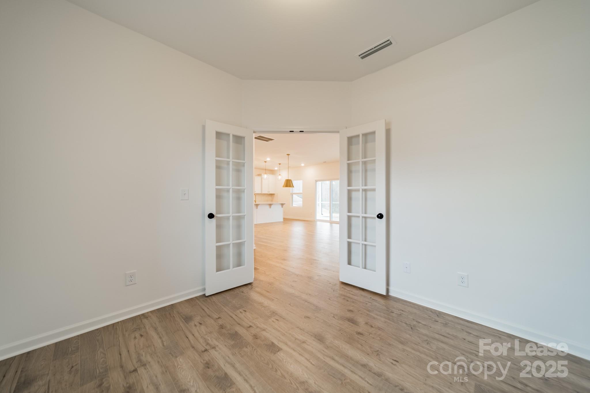 Lowell Woods - Residential Lease