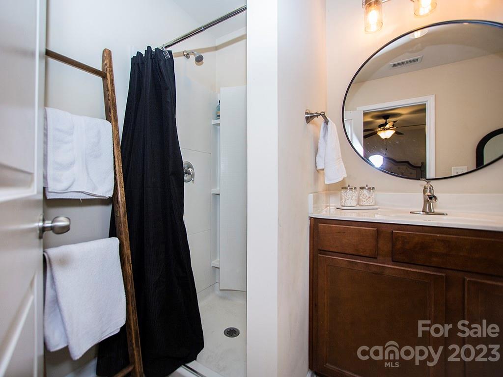 The Mews at Laurel Valley - Residential