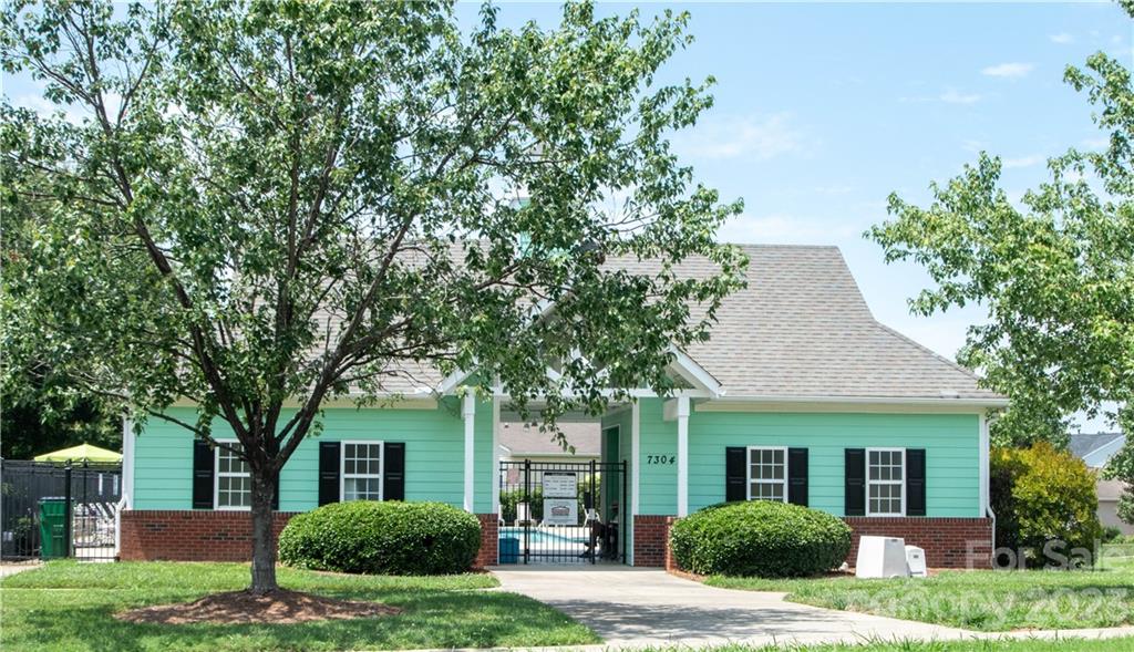 The Mews at Laurel Valley - Residential