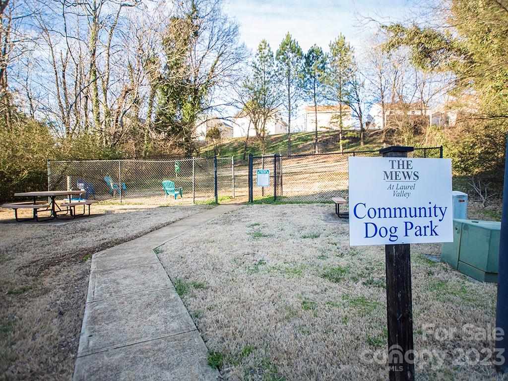 The Mews at Laurel Valley - Residential