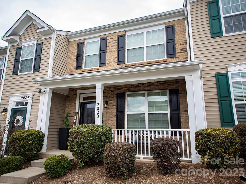 The Mews at Laurel Valley - Residential