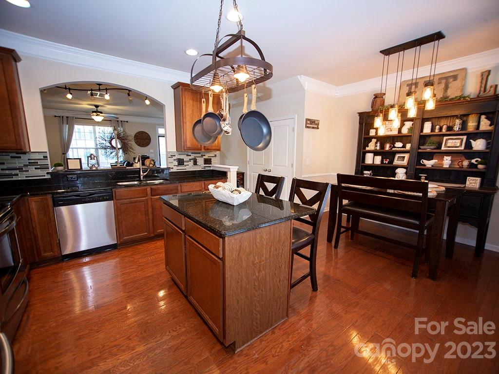 The Mews at Laurel Valley - Residential