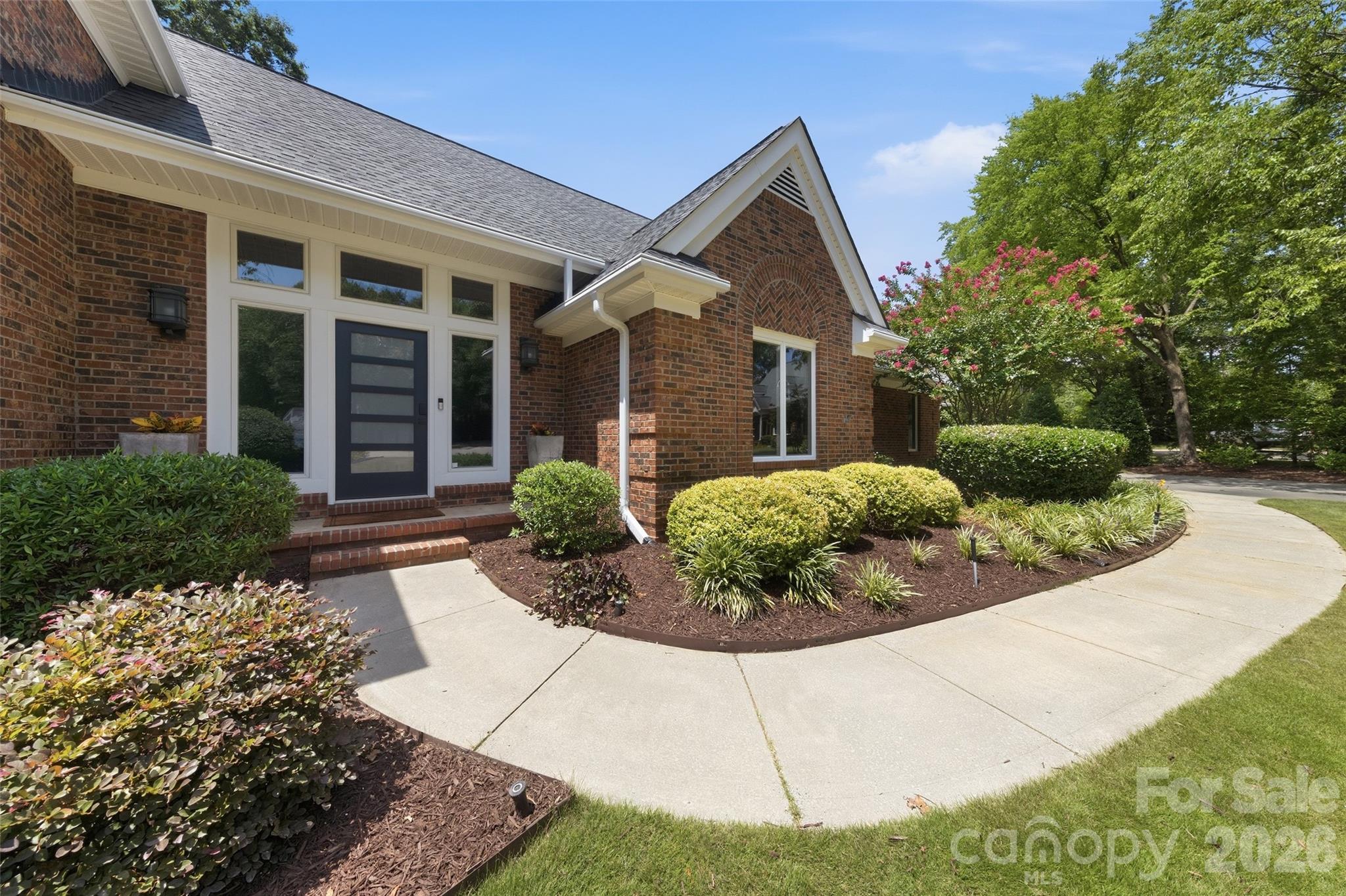 208 Kelly Court
