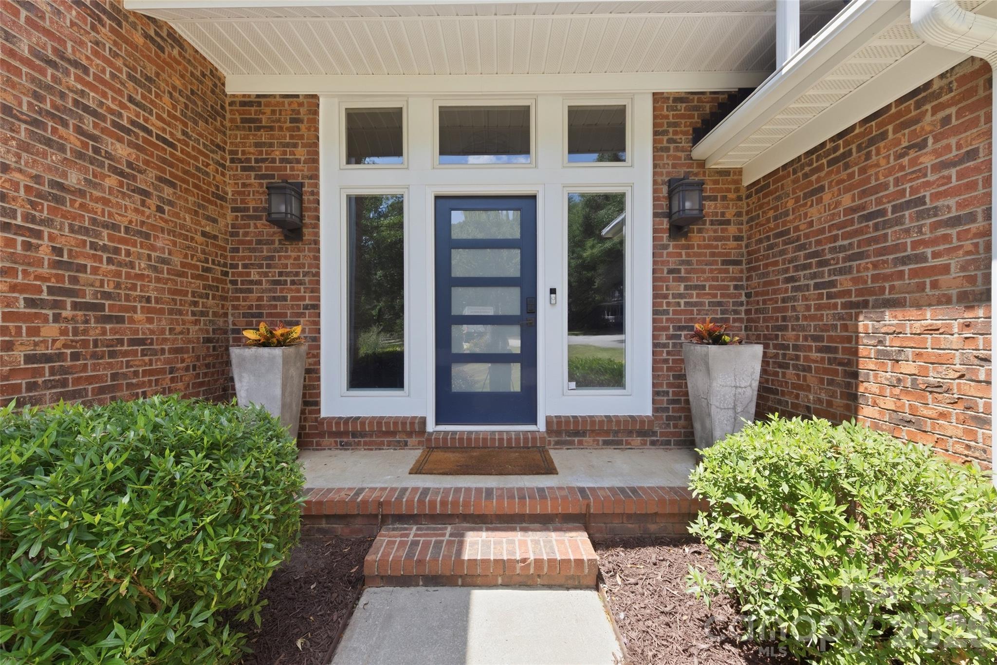 208 Kelly Court