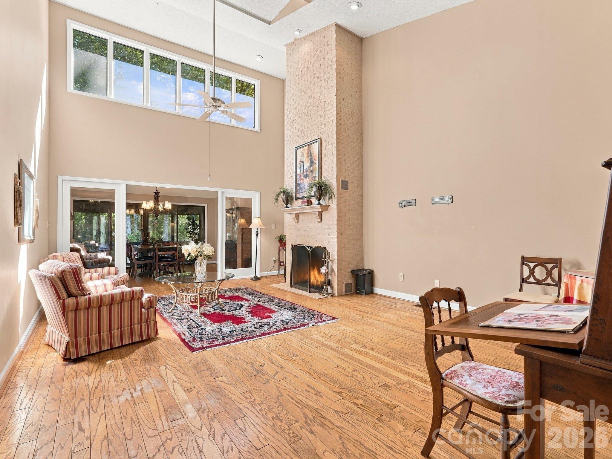 5429 Sharon Road