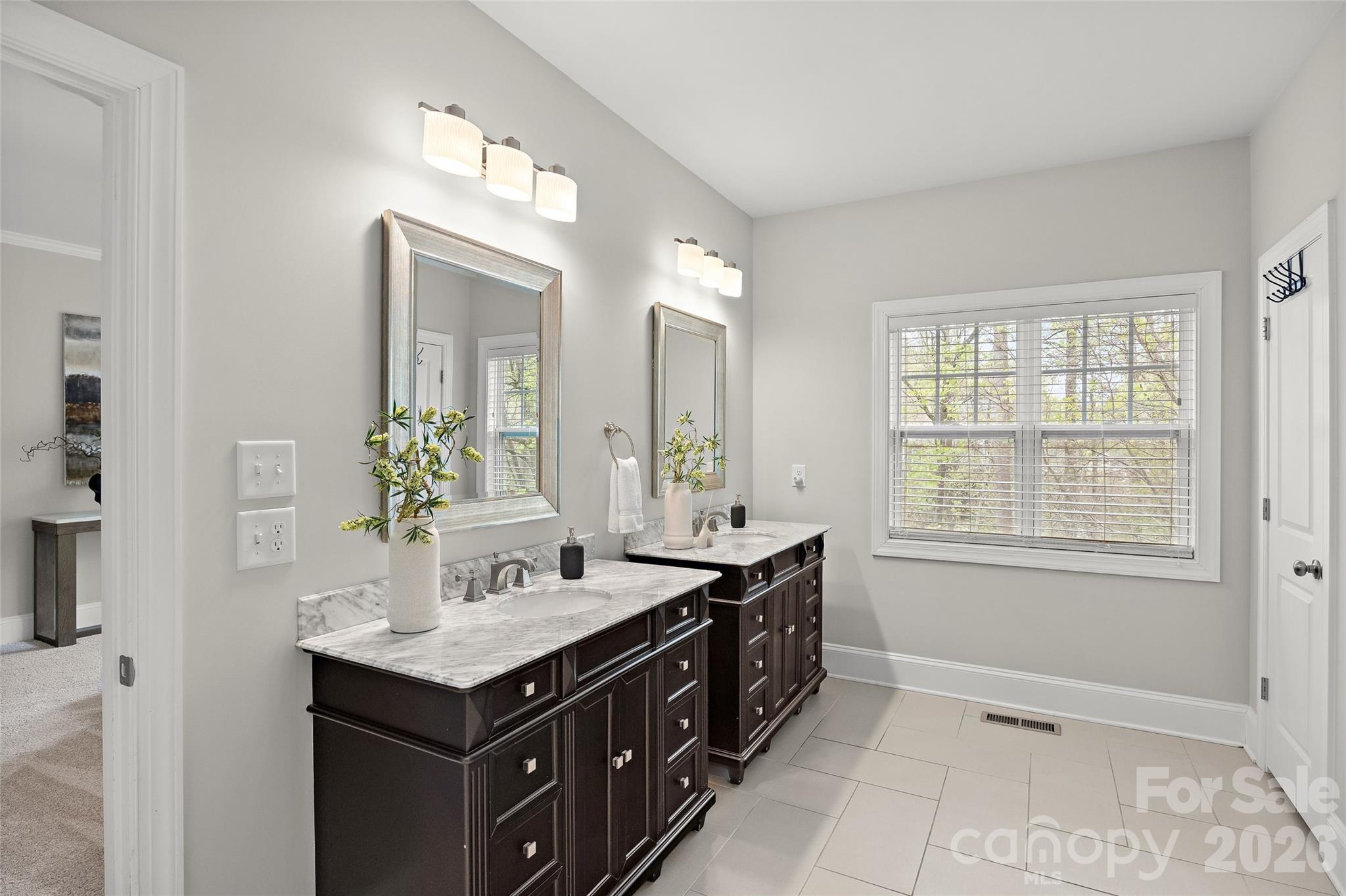 Bishops Ridge - Residential