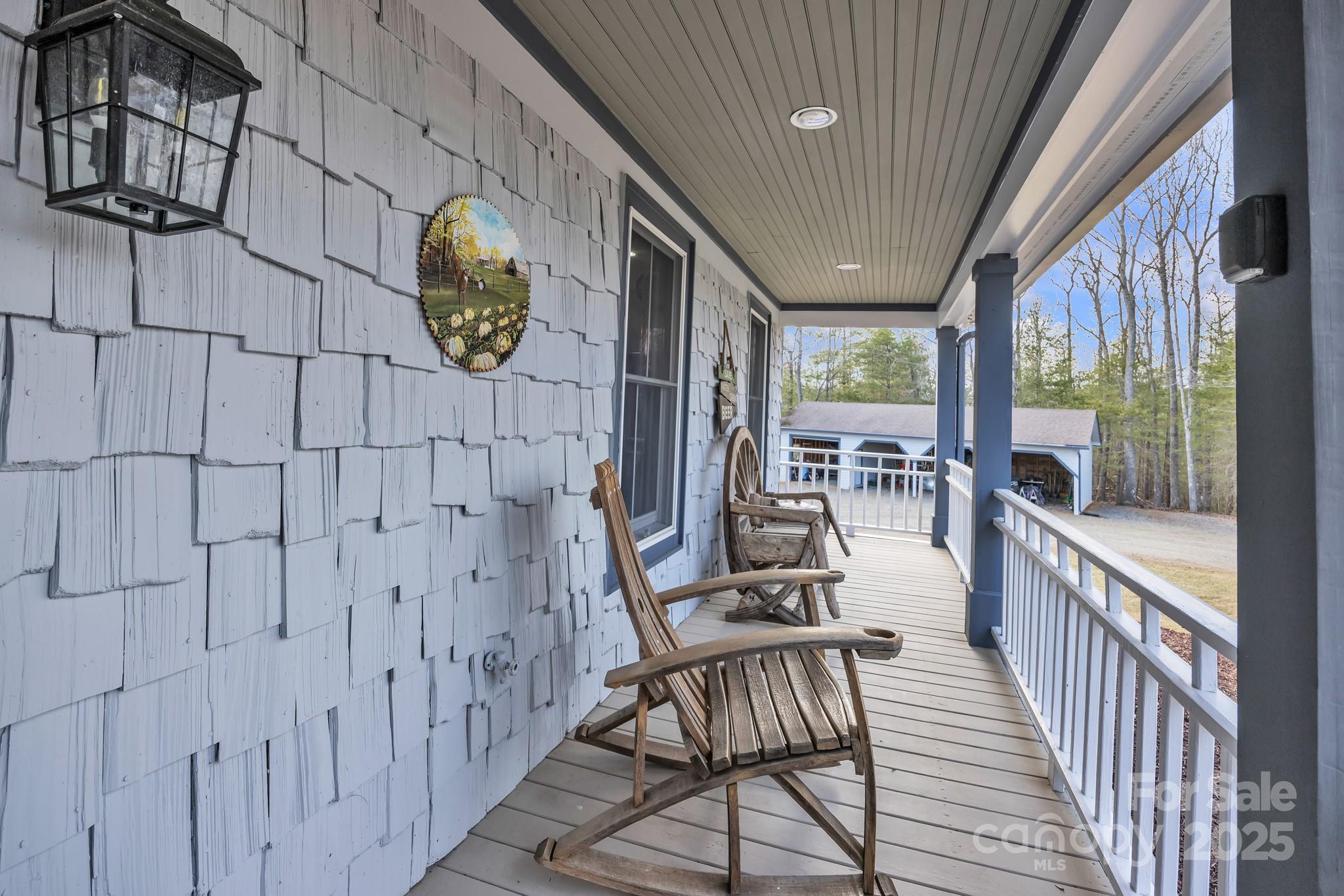 559 Brownstone Lane
