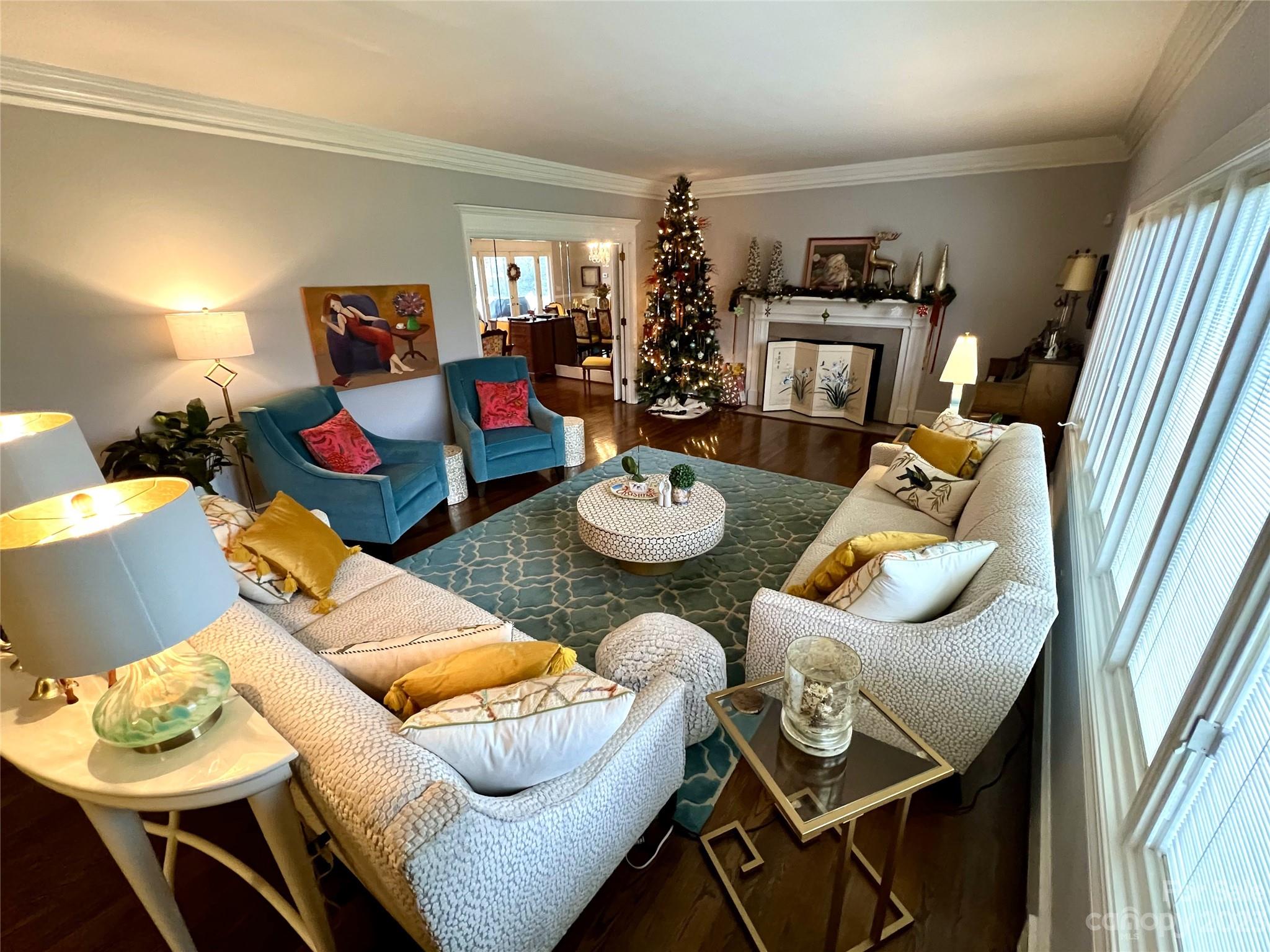 Forest Hills - Residential