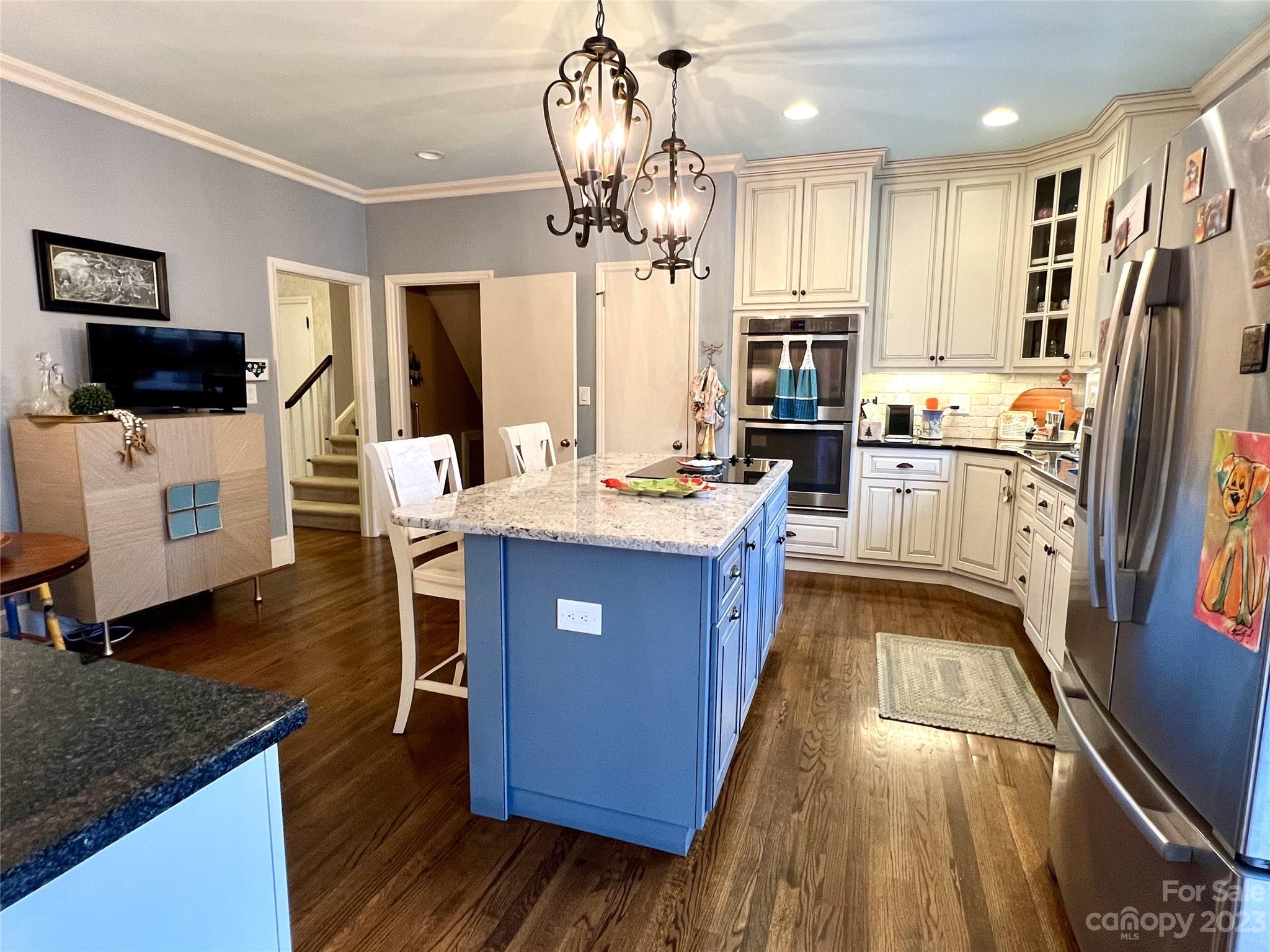 Forest Hills - Residential