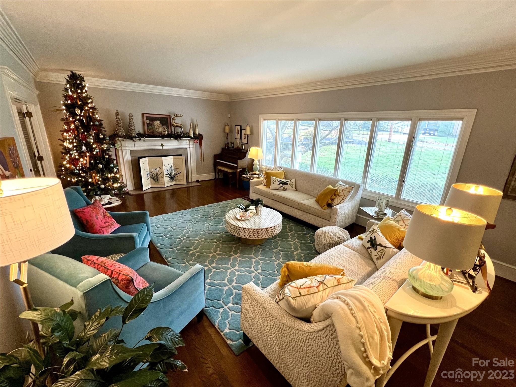 Forest Hills - Residential