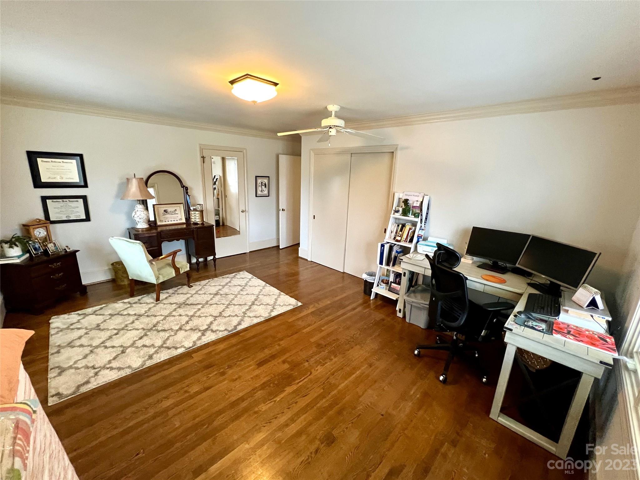 Forest Hills - Residential