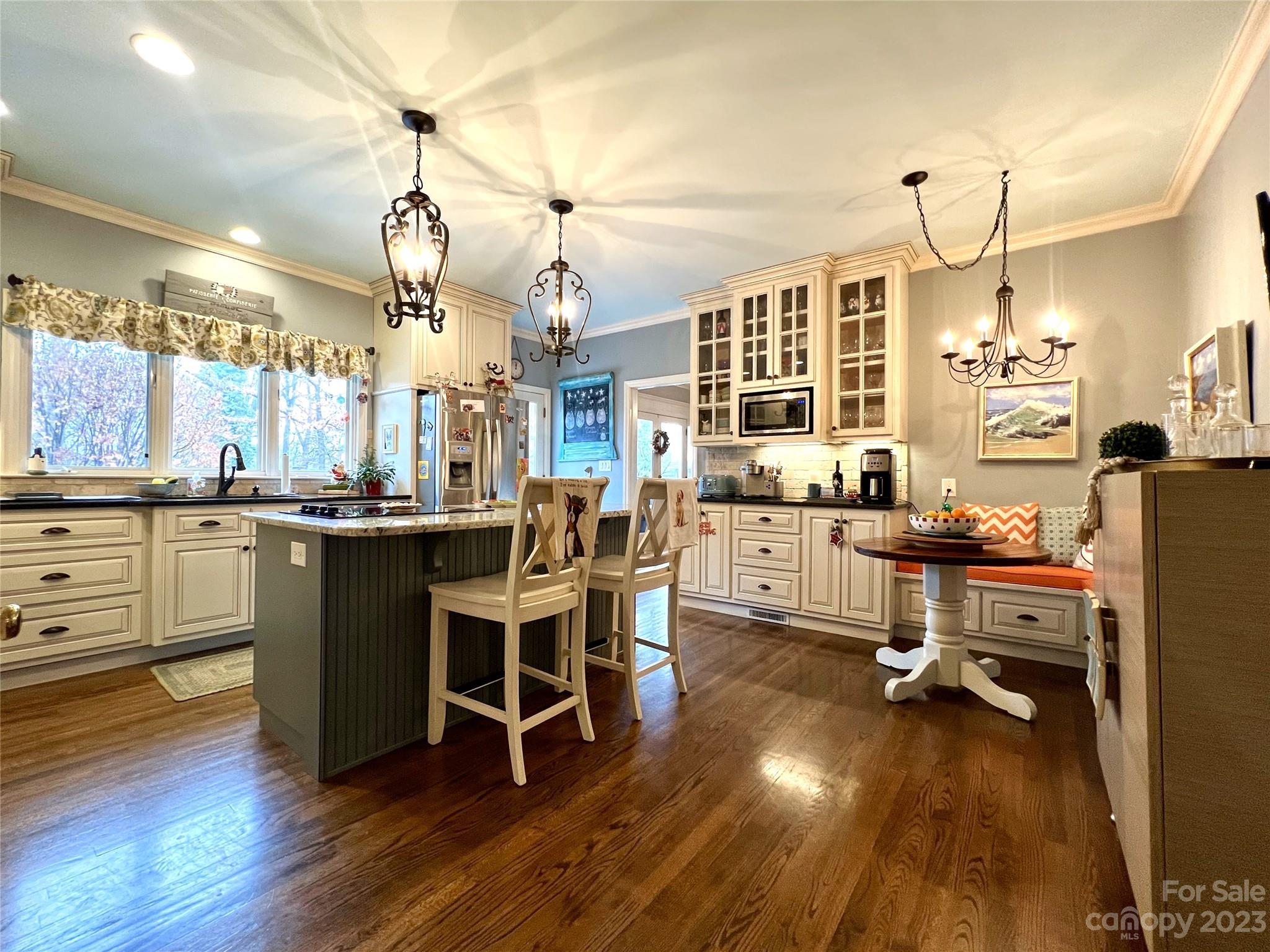 Forest Hills - Residential