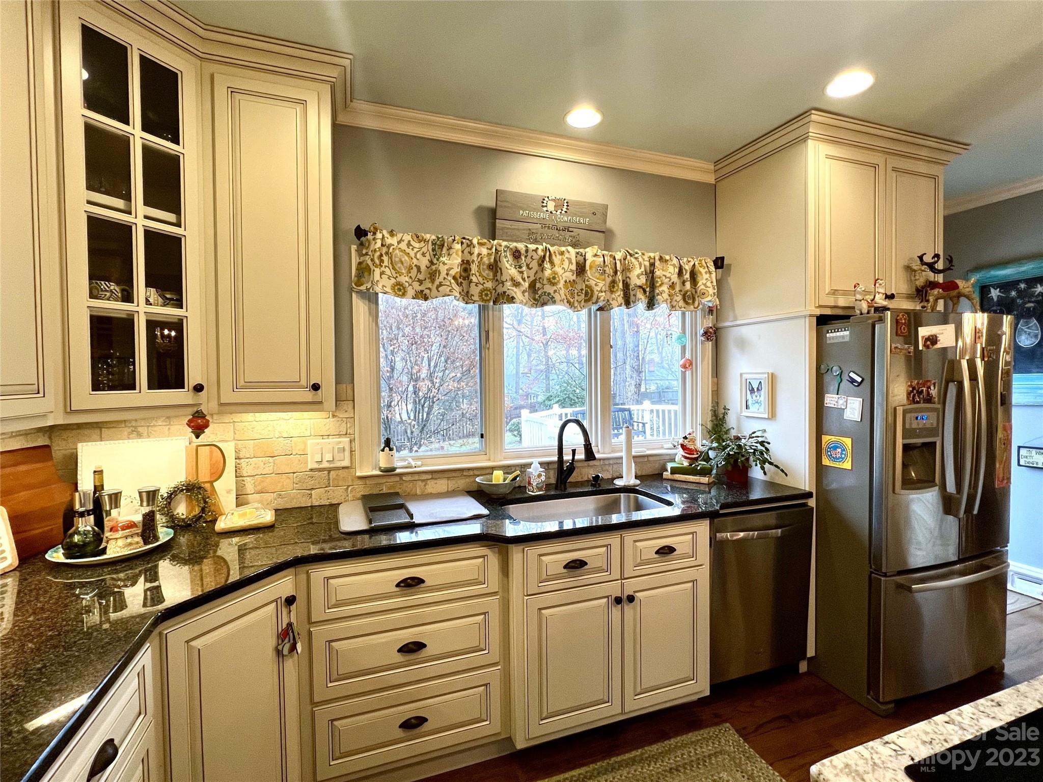 Forest Hills - Residential