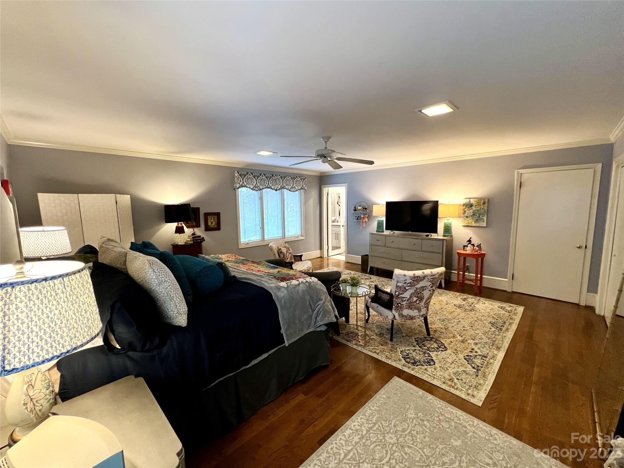 Forest Hills - Residential