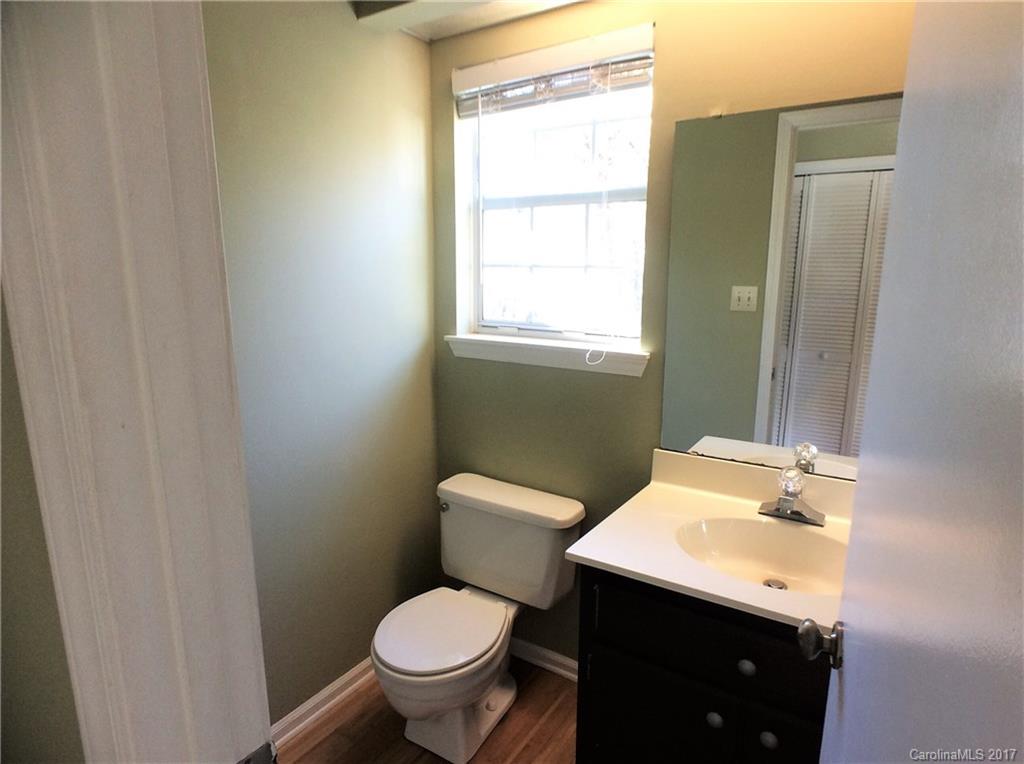 Olde Whitehall - Residential Lease