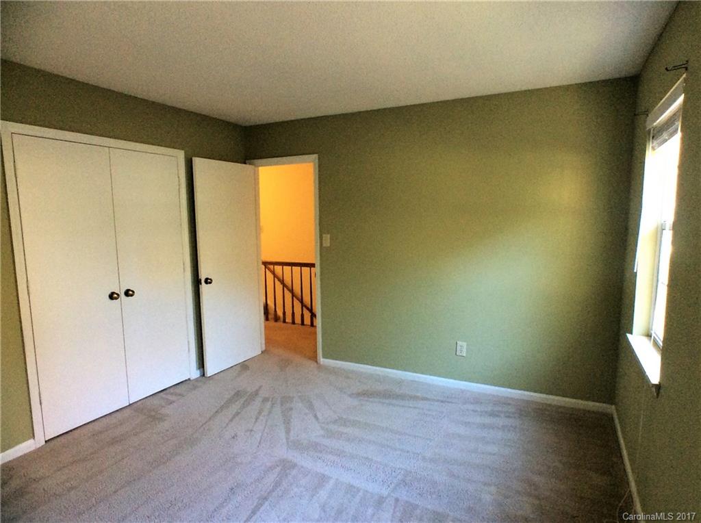 Olde Whitehall - Residential Lease