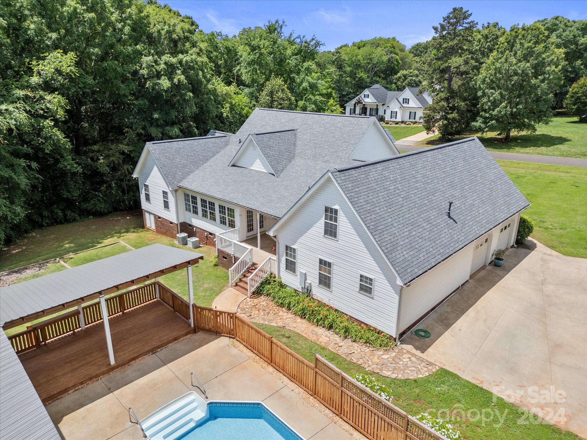 Hutchinson Place - Residential