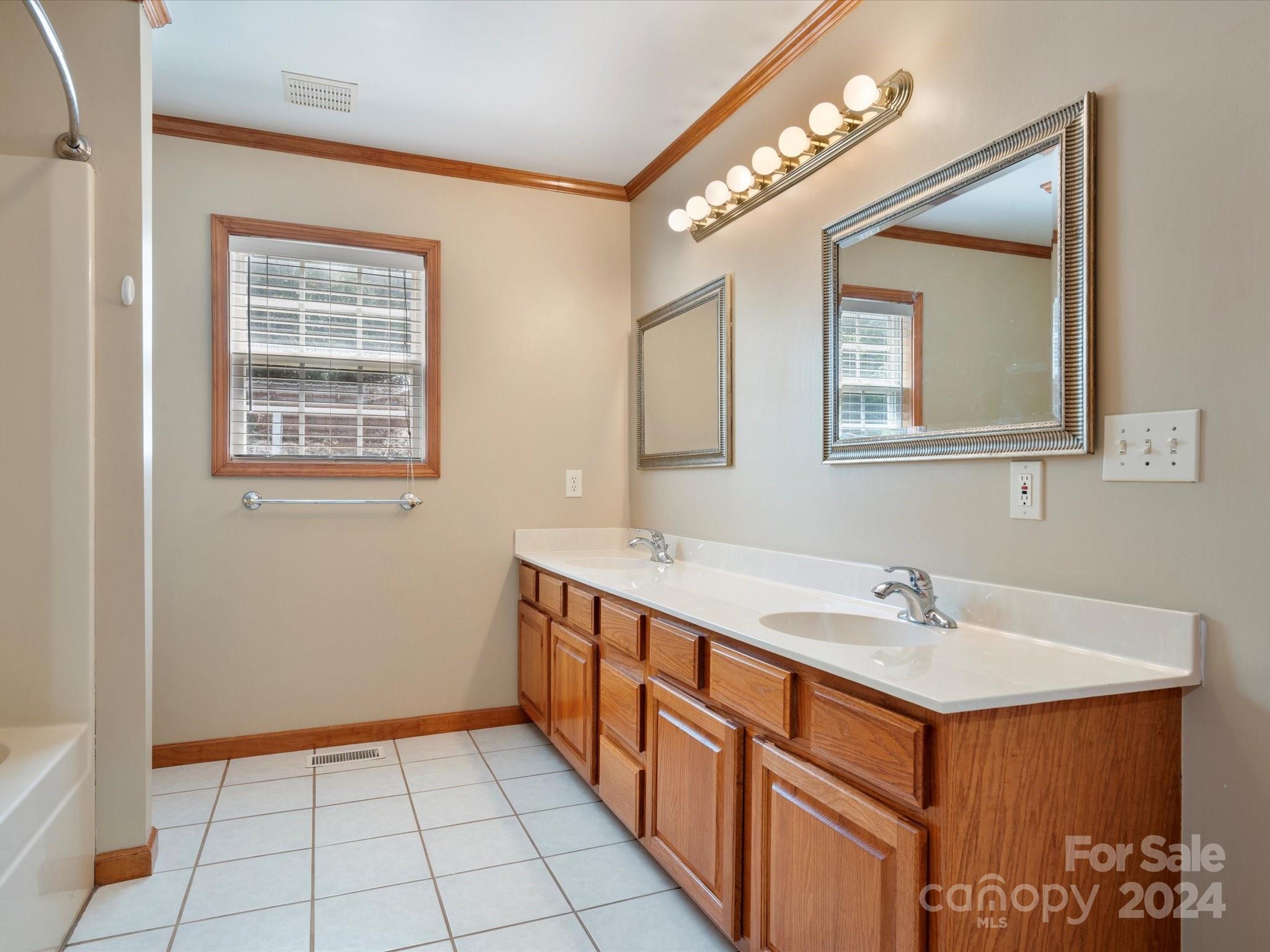 Hutchinson Place - Residential