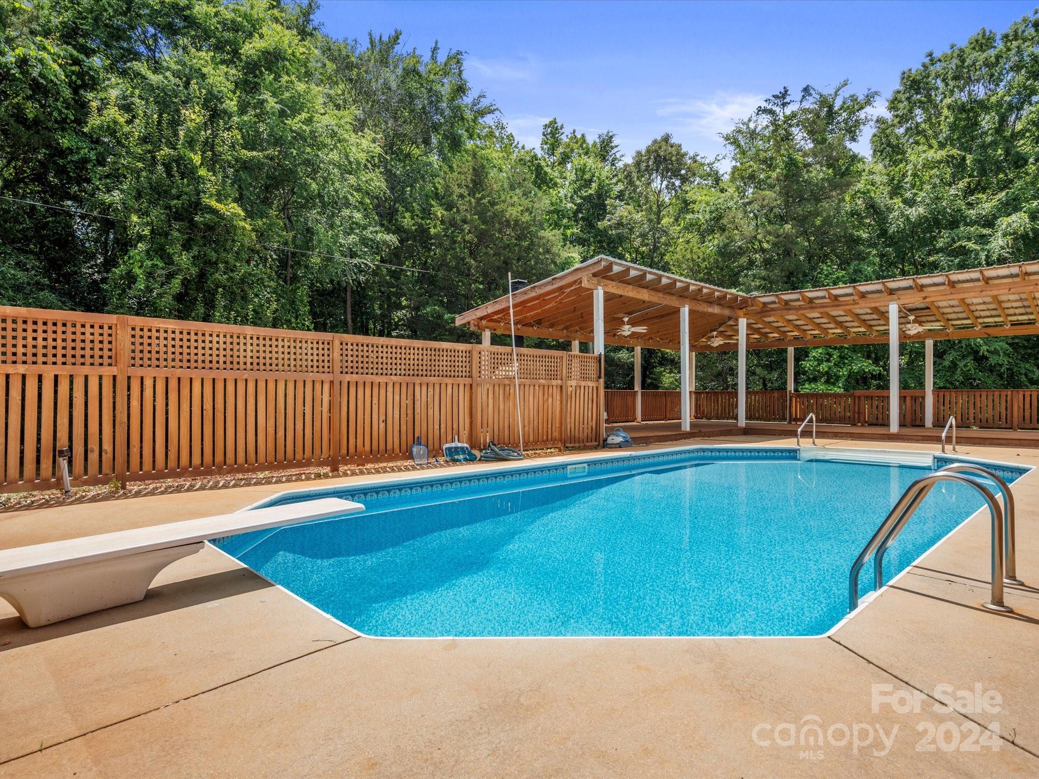 Hutchinson Place - Residential