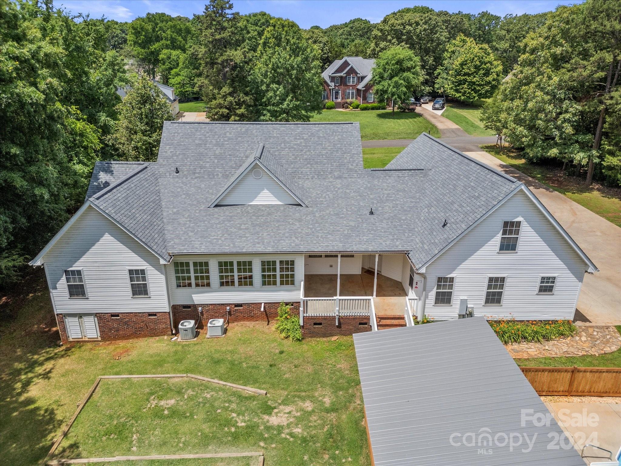 Hutchinson Place - Residential