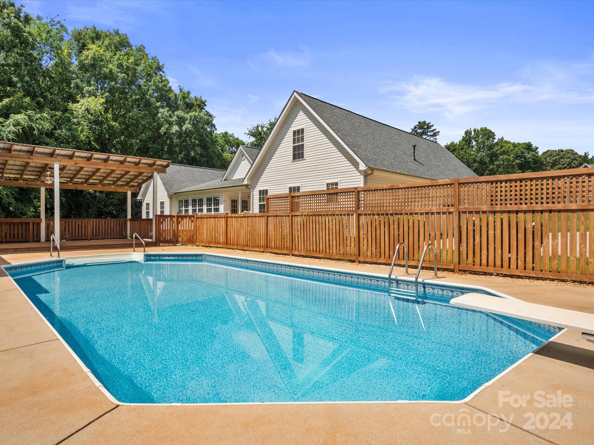 Hutchinson Place - Residential