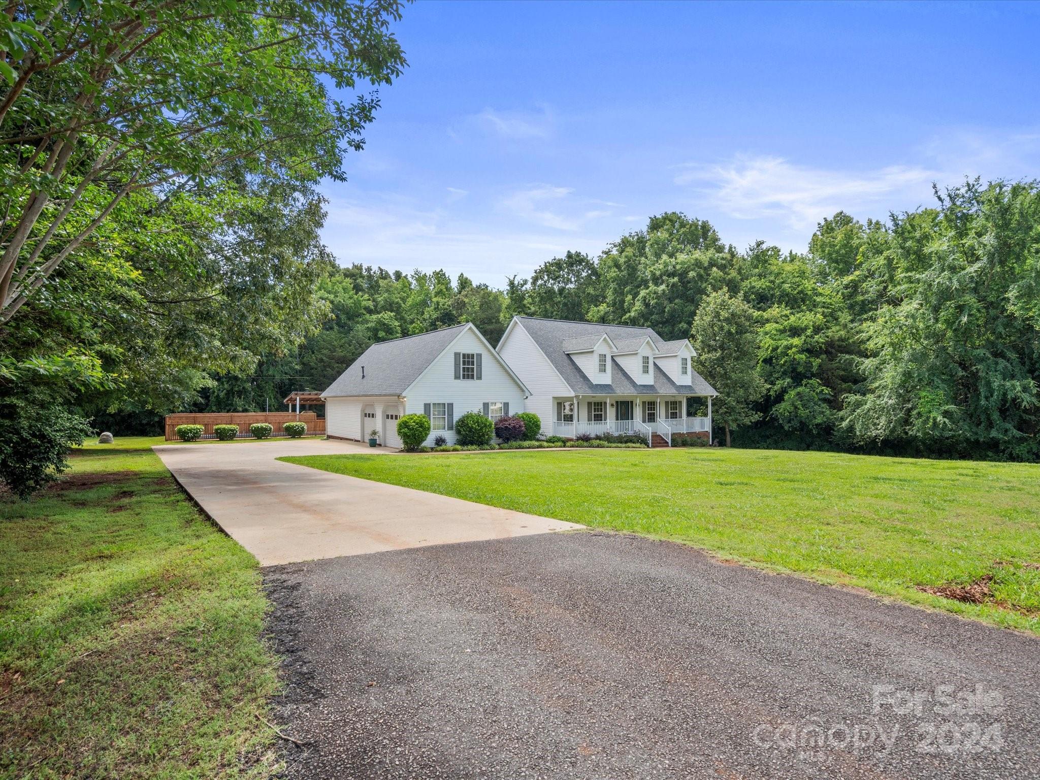 Hutchinson Place - Residential