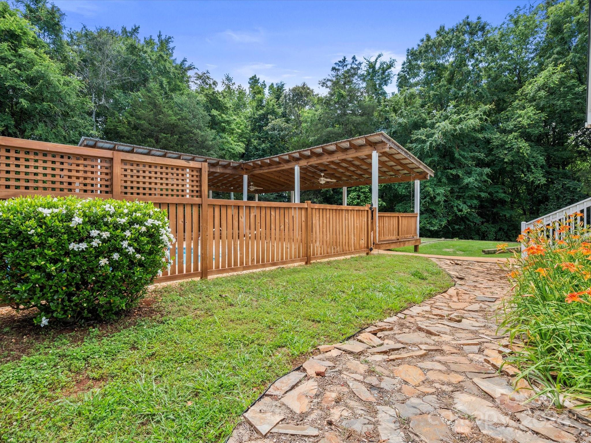 Hutchinson Place - Residential