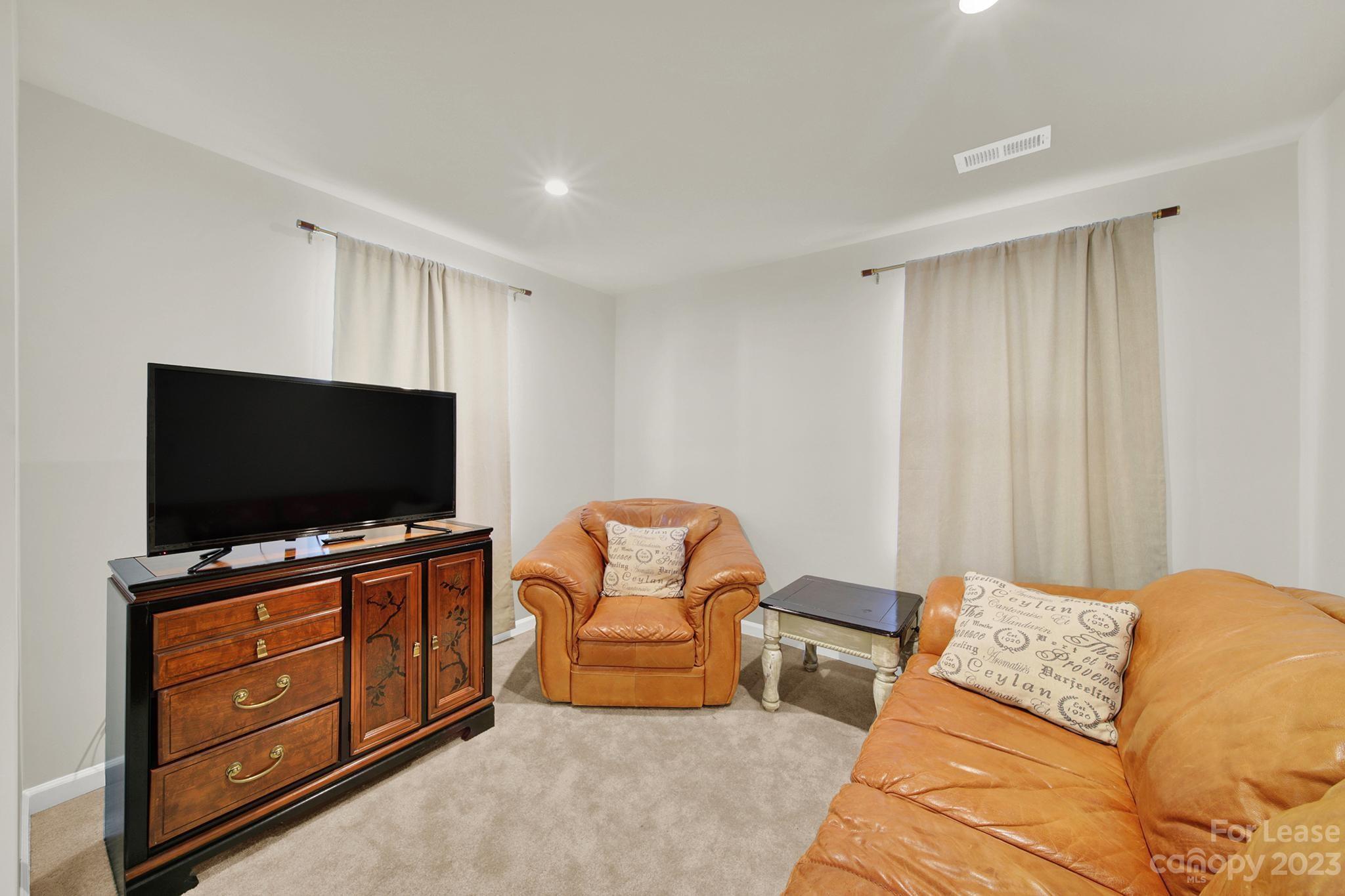 Stone Creek Townhomes - Residential Lease