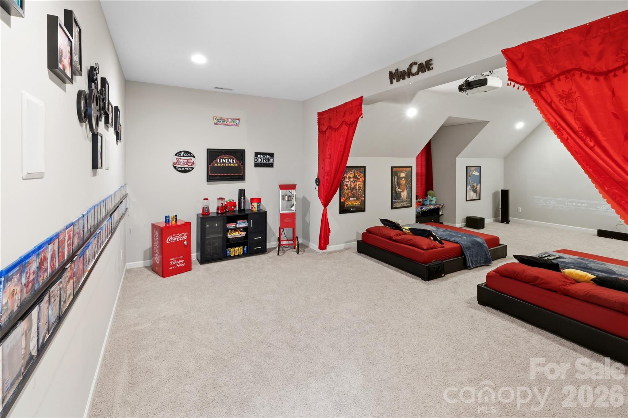 Hollister - Residential