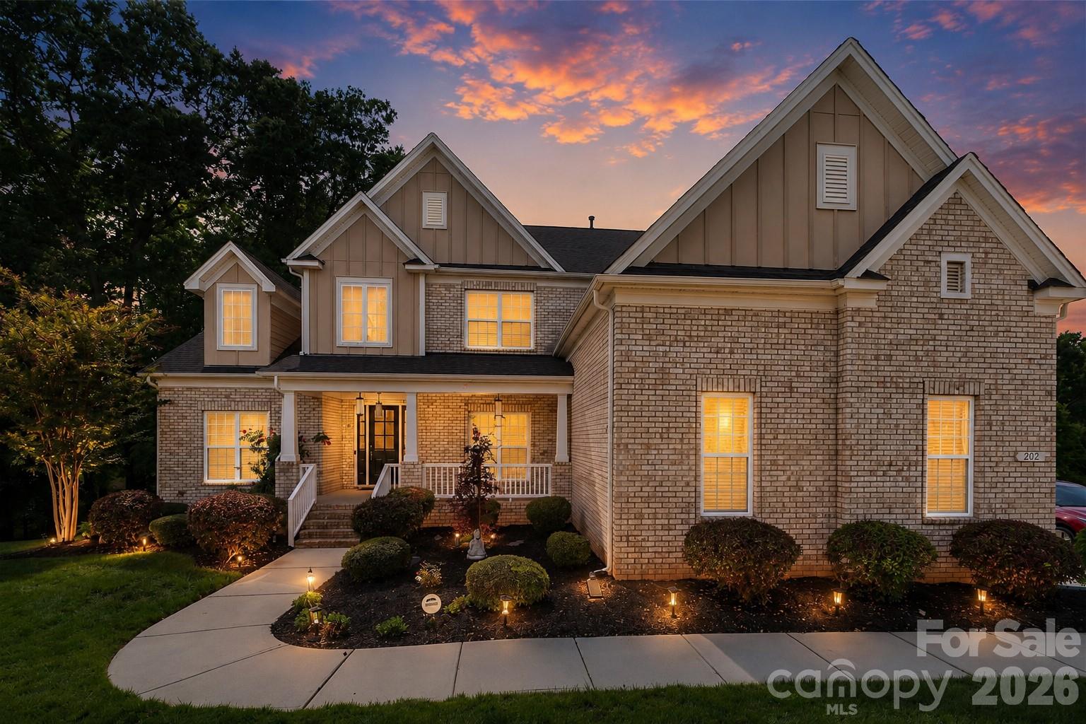 Hollister - Residential